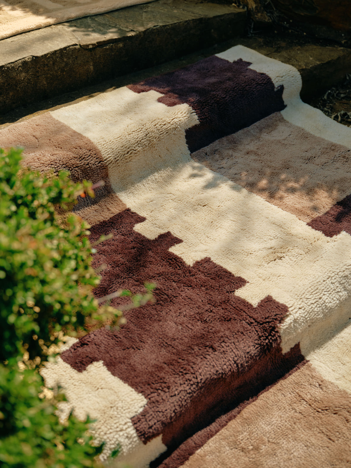 Quoin Brown Washable Wool Fine Cut Pile Rug