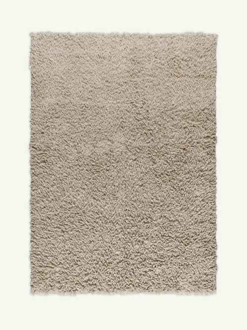 Poncho bone shag rug