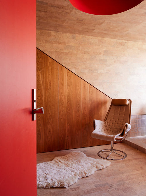 Mackenzie cream washable wool sheepskin shaped rug