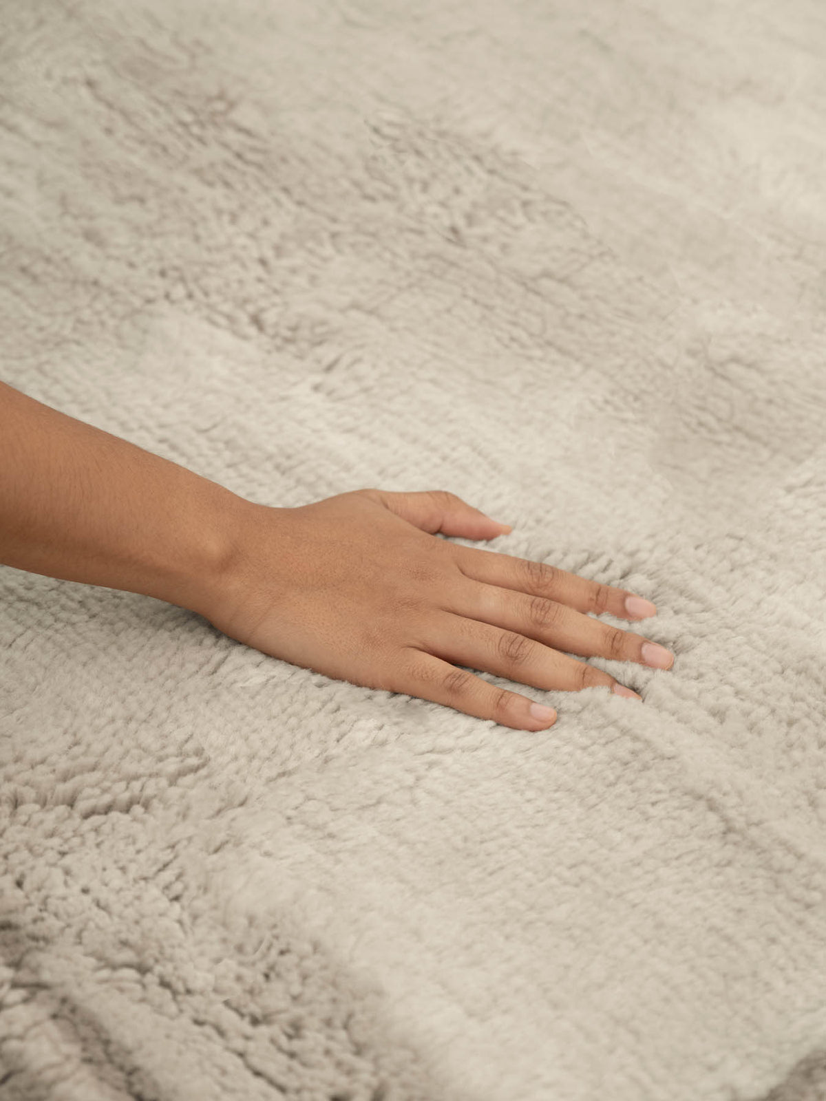 Atrium Neutral Washable Wool Fine Cut Pile Swatch