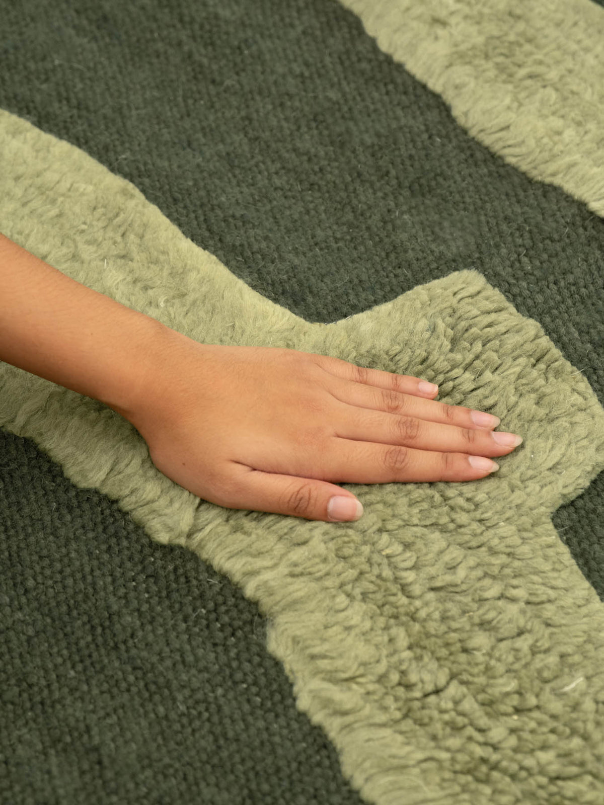 Cradle Green Washable Wool Handwoven Rug