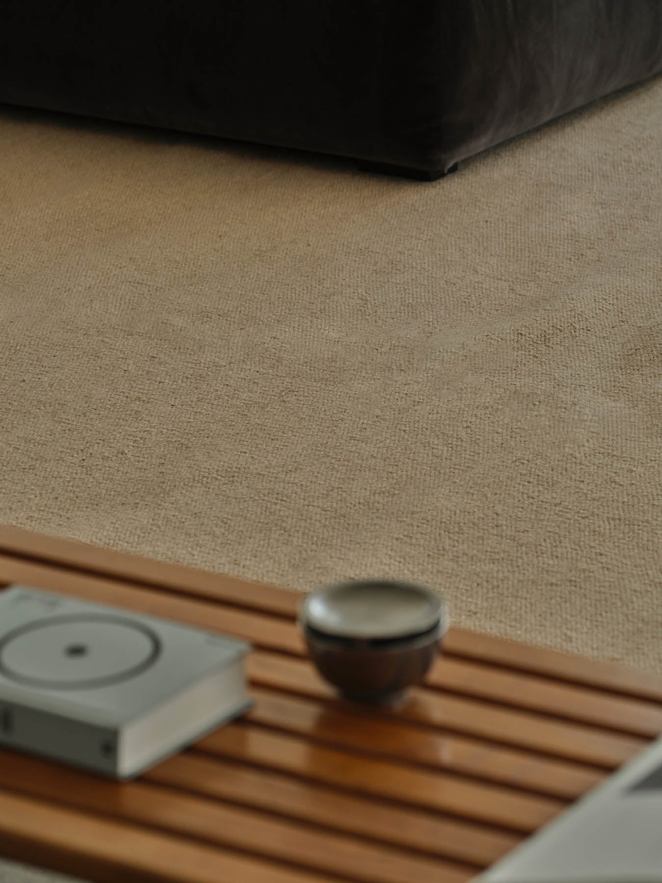 Riven Charcoal Black Washable Blended Wool Flatweave Rug double.online