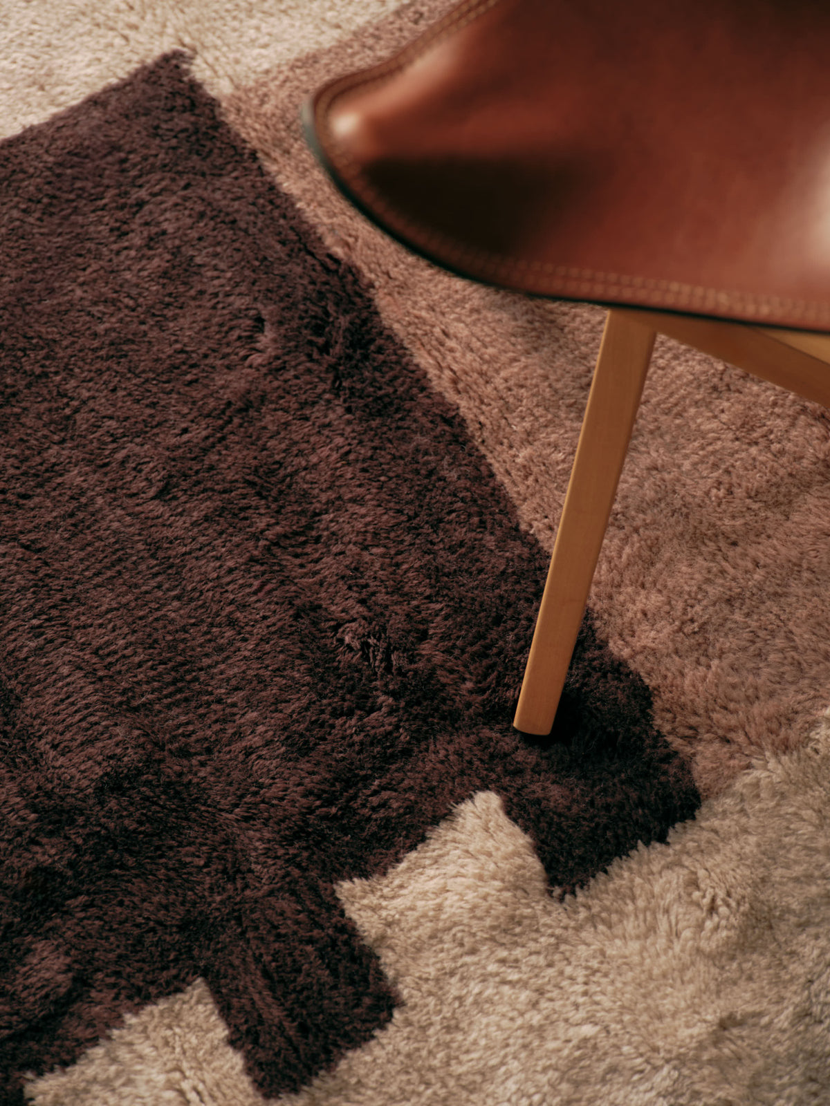 Quoin Brown Washable Wool Fine Cut Pile Rug