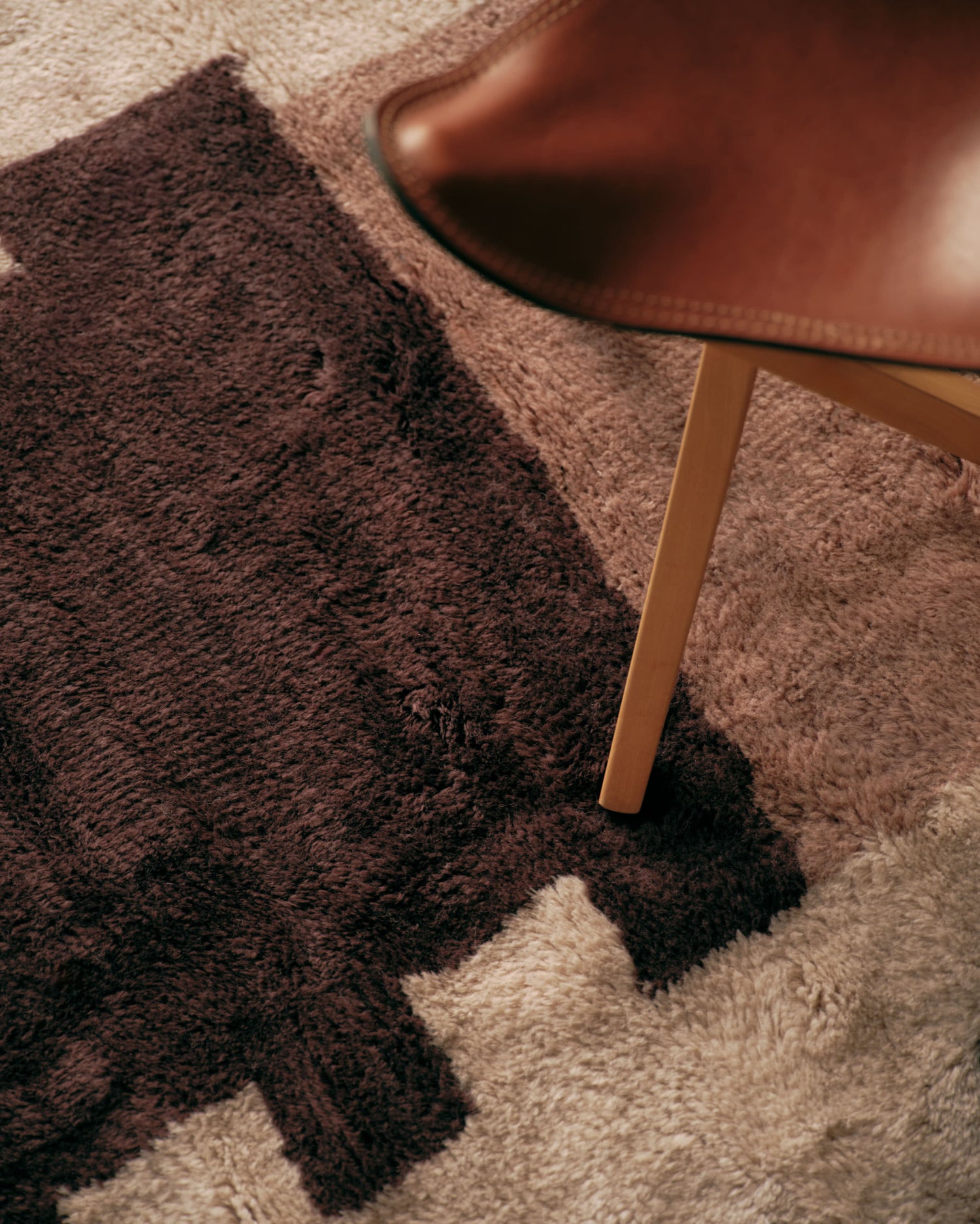 Quoin Brown Washable Wool Fine Cut Pile Rug