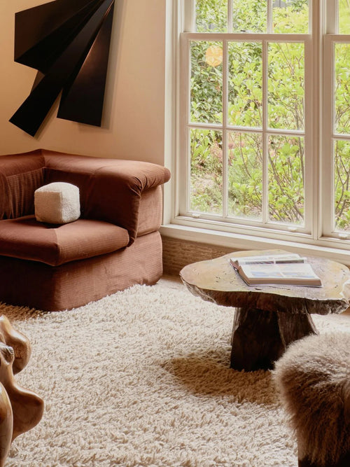 Poncho bone shag rug