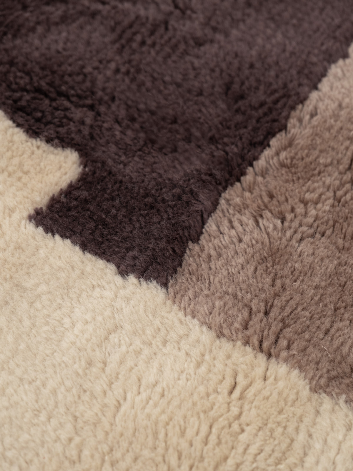 Quoin Brown Washable Wool Fine Cut Pile Rug
