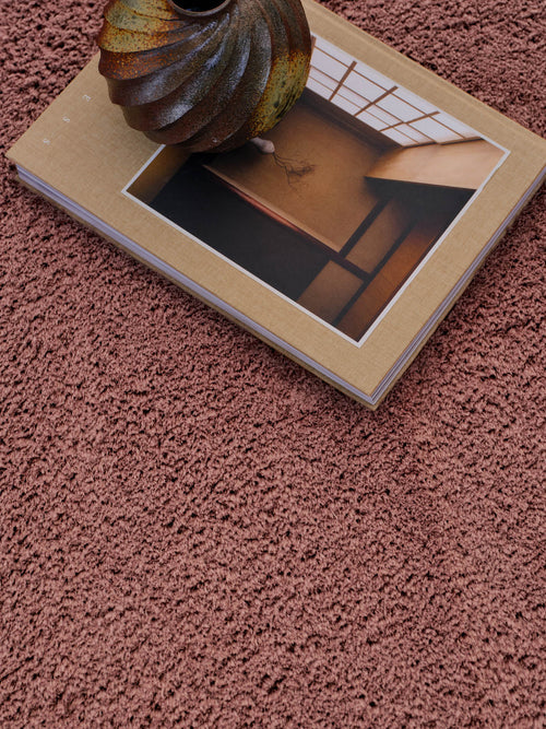 Soothe rose vegan wool rug