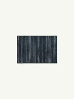 Shake Black Chenille Rug